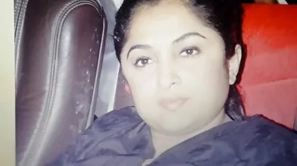 Rødhåret tøs slikker røvhul og fucks asiatiske