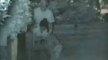 Legg bionda blonde får hendes røv kneppet i en pornostøbning med tre sorte