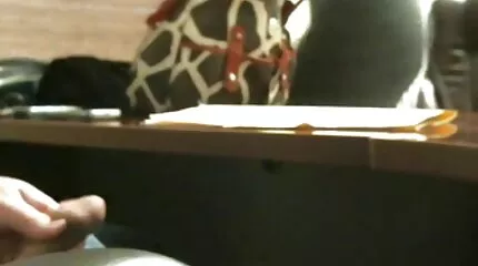 Naboen hjalp parret med at diversificere det intime liv