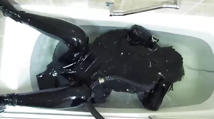 Blondinen spredte endelig sin bedste ven til lesbisk køn