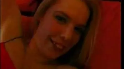 Se co coed nyder hårdt fucking med rig mand