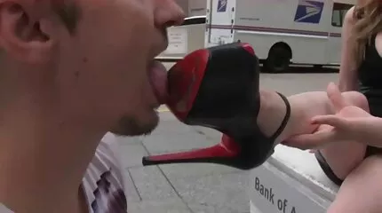 Stedfar kneppet Asiatisk steddatter i fisse, så den mindste spillede tilslutningen