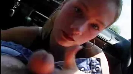 Sort kvinde passerede porno casting og faldt ud af universitetet