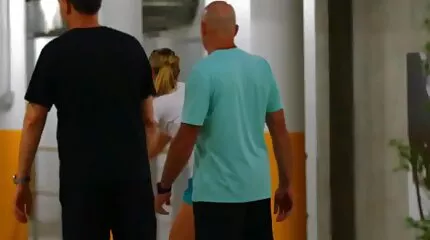 Fitness coach fucked en tynd atlet i sit hjem