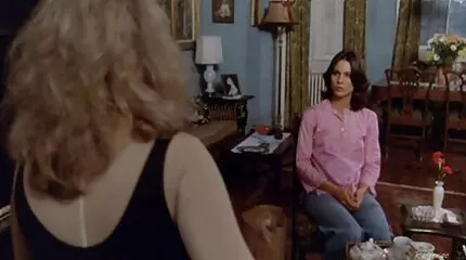 Ebony har en rødhåret tøs hård anal casting porno studie