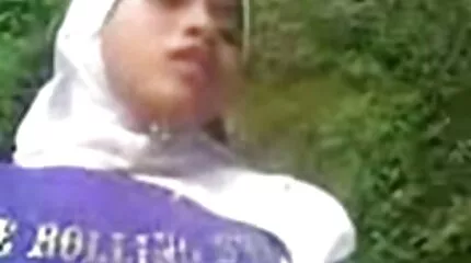 Fyren modtog en gave fra sin stedsøster i form af pov køn til ære for hans fødselsdag